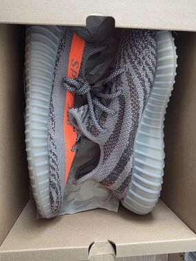 adidas Yeezy Boost 350 V2 Beluga
